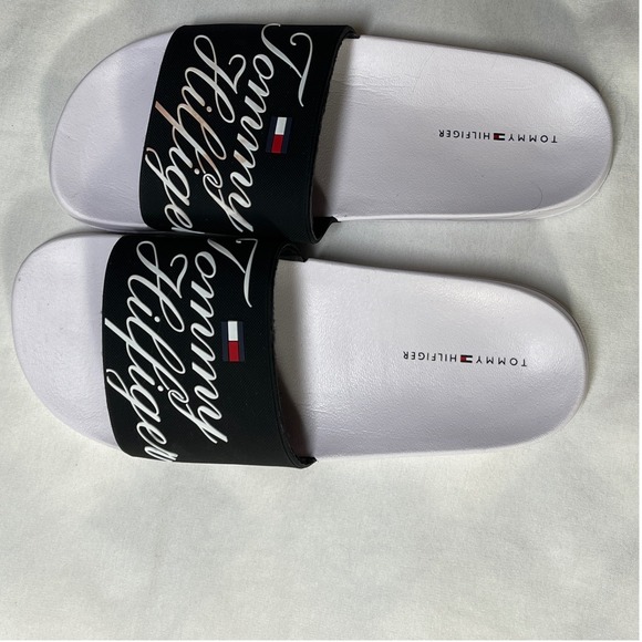Tommy Hilfiger Slides Mens Size 7M Black White Logo Slip On Sandals - Picture 1 of 9
